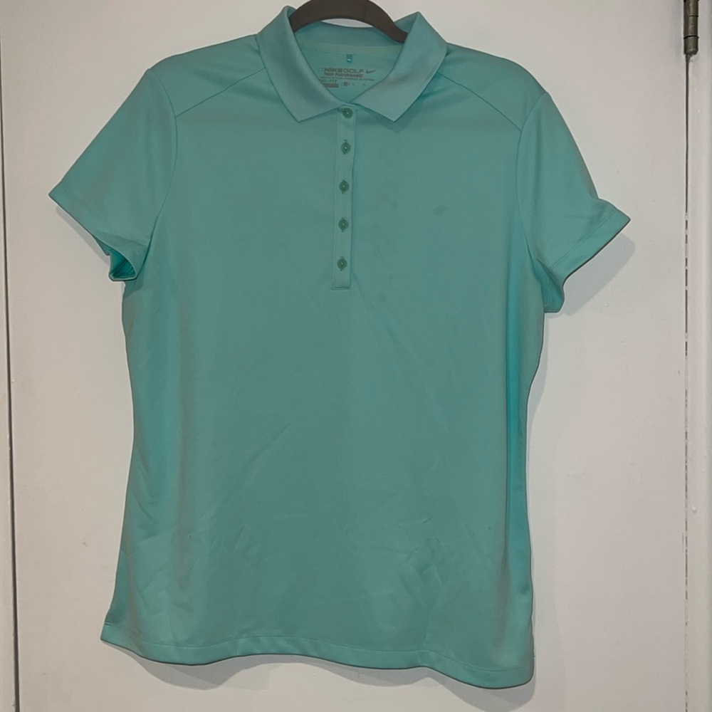 Nike women’s golf shirt